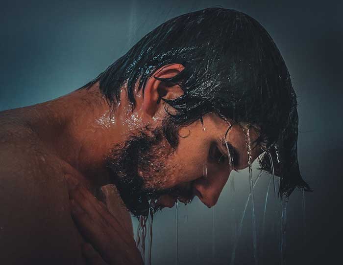 Hot Showers for losing belly fat