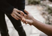 How To Leave A Toxic Relationship? A Strategy That Works! Toxic Relations