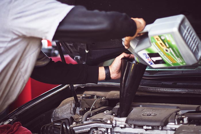 vehicle maintenance oil change