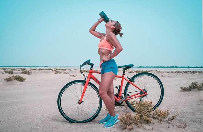 how to stay hydrated during workout