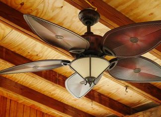 How to put in a ceiling fan