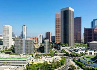 Los Angeles - A Virtual Tourists’ Hub