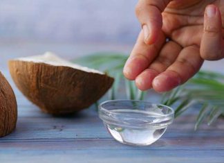 coconut oil for whitening teeth