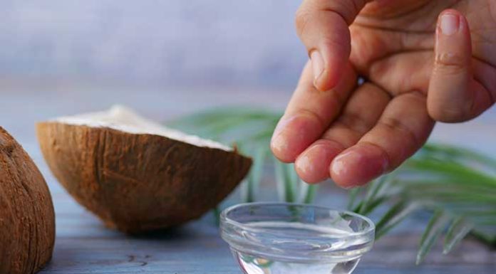 coconut oil for whitening teeth