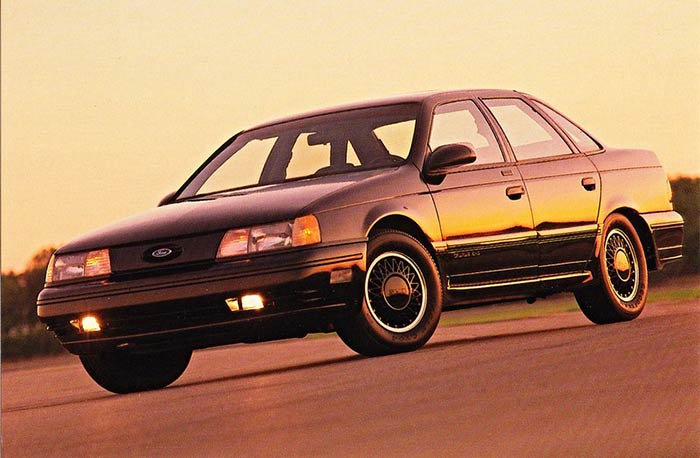 90s Muscle Car - Ford Taurus