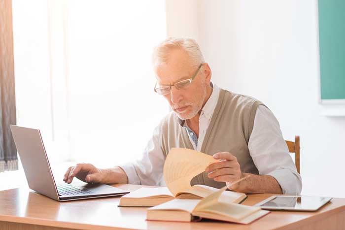 Content Writer is one of the best Jobs for Retired Teachers