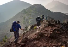 What To Wear Hiking In Summer