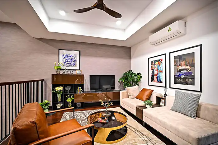 Introduce Bold Art Pieces