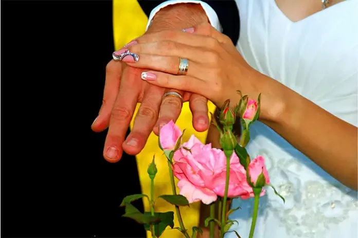 non traditional engagement rings