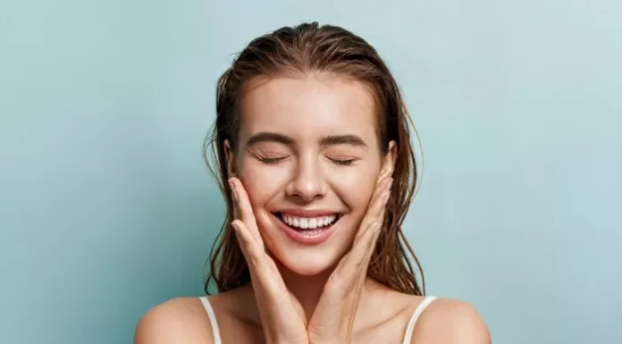 3 Best Natural Skincare Tips for a Sensitive Skin natural skincare for sensitive skin